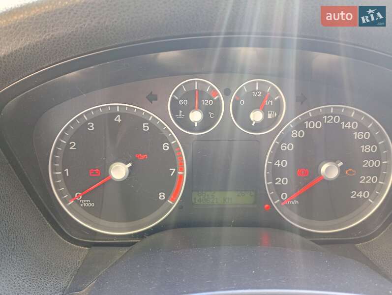 Хэтчбек Ford Focus 2008 в Коростене