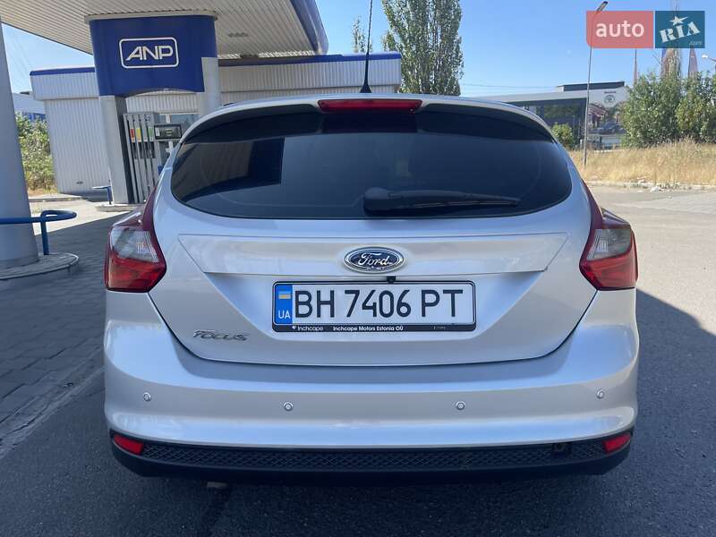 Хэтчбек Ford Focus 2014 в Николаеве