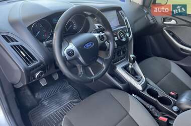 Хэтчбек Ford Focus 2014 в 