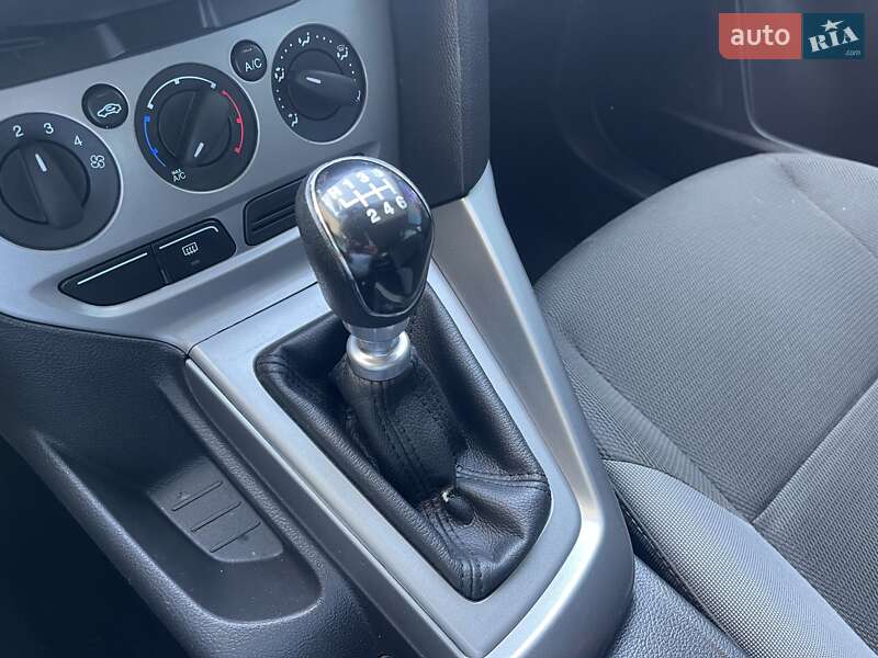 Хэтчбек Ford Focus 2014 в Николаеве