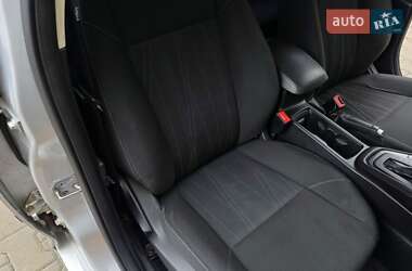 Седан Ford Focus 2015 в 