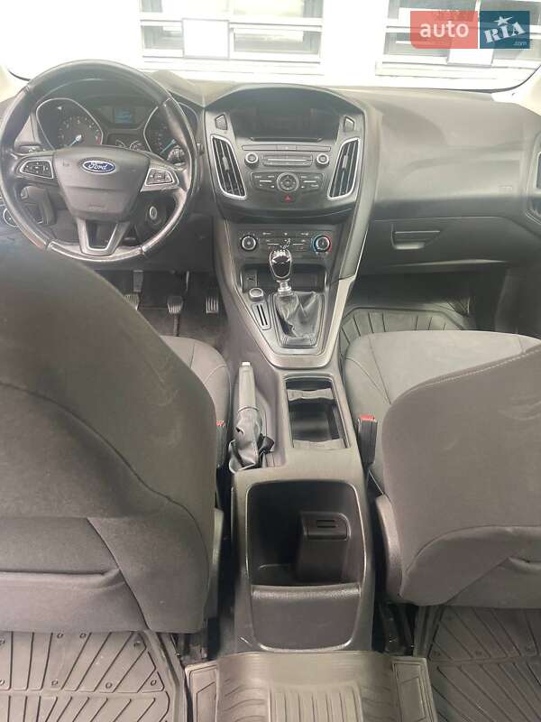 Хэтчбек Ford Focus 2017 в Львове