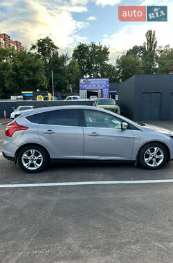 Хэтчбек Ford Focus 2013 в Киеве