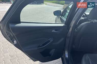 Хэтчбек Ford Focus 2016 в 