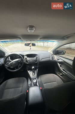 Седан Ford Focus 2016 в 