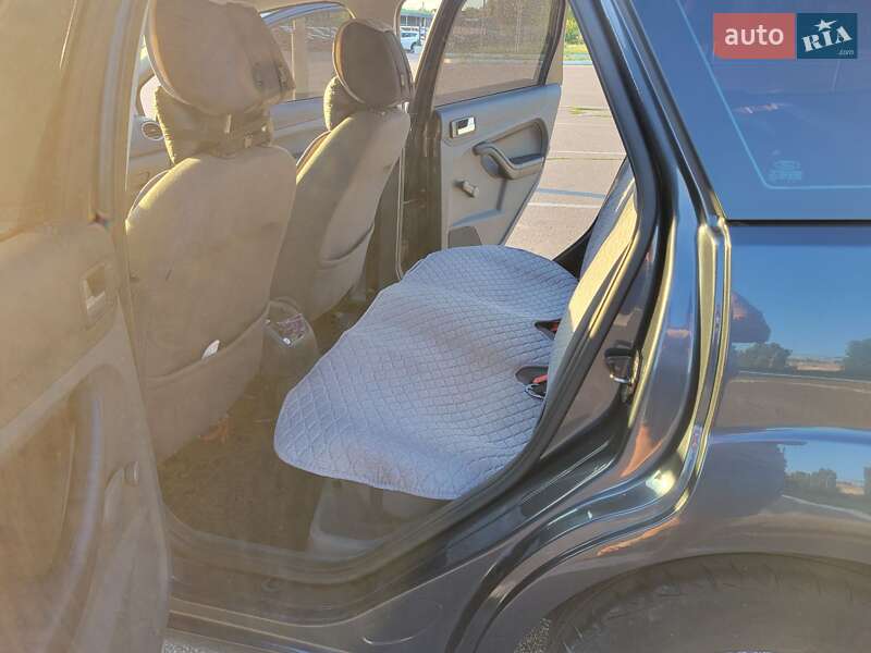 Универсал Ford Focus 2006 в Кременчуге
