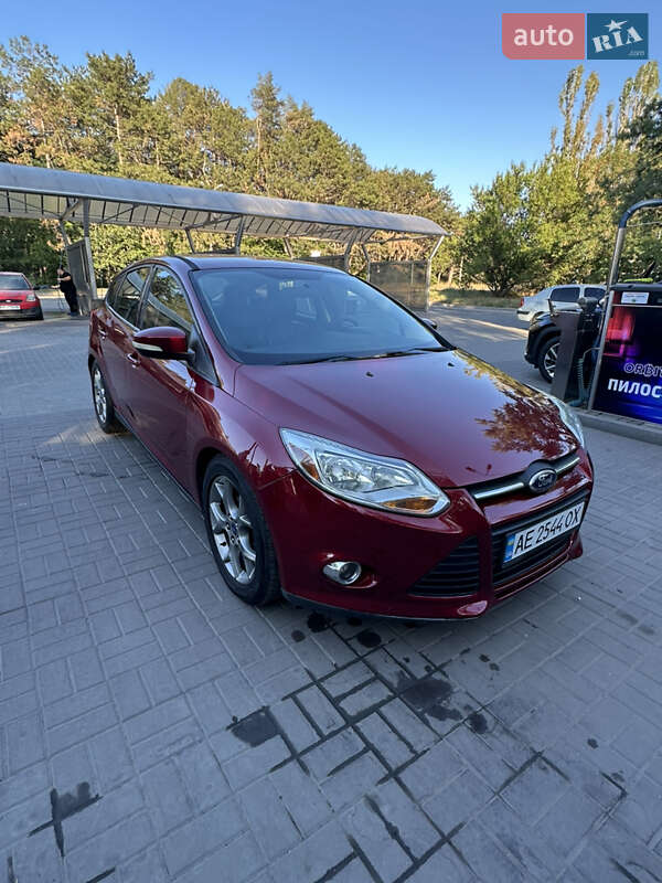 Хэтчбек Ford Focus 2014 в Днепре