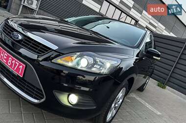Хэтчбек Ford Focus 2009 в 