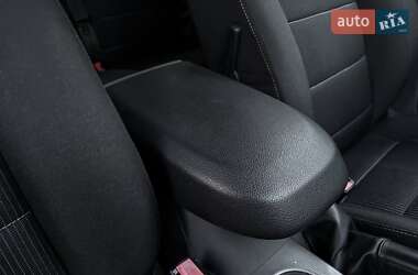 Хэтчбек Ford Focus 2009 в 