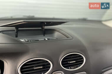 Универсал Ford Focus 2010 в 