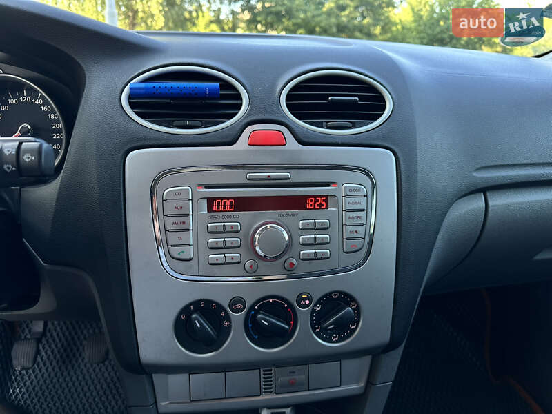 Универсал Ford Focus 2008 в Нетешине