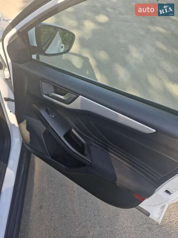 Универсал Ford Focus 2018 в Полтаве