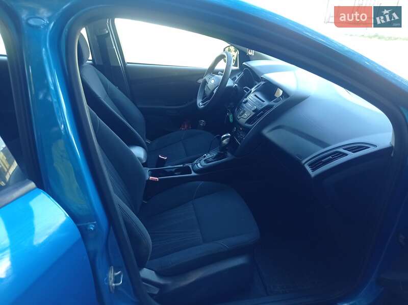 Седан Ford Focus 2015 в Киеве