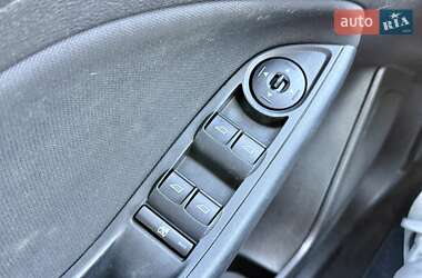 Седан Ford Focus 2016 в 