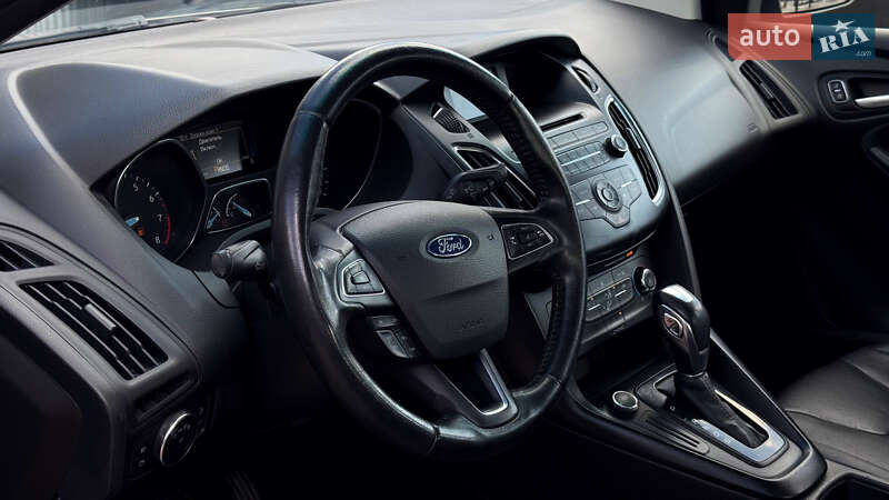 Седан Ford Focus 2015 в Киеве