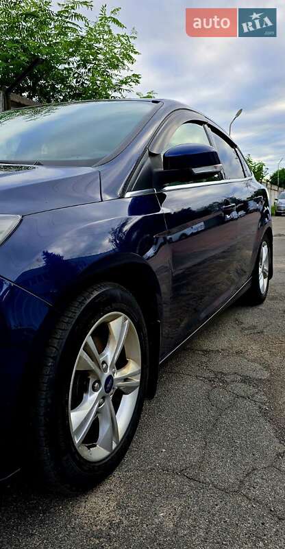 Седан Ford Focus 2012 в Киеве