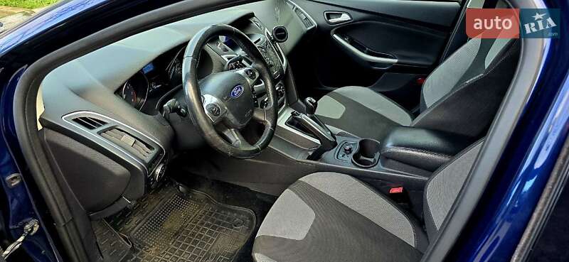 Седан Ford Focus 2012 в Киеве