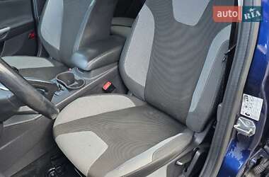 Седан Ford Focus 2012 в 