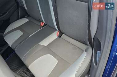 Седан Ford Focus 2012 в 