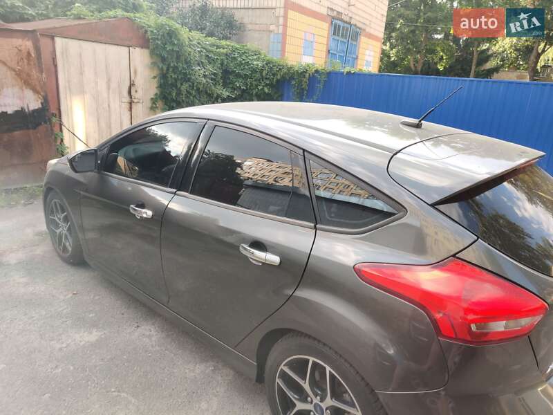 Хетчбек Ford Focus 2015 в Києві