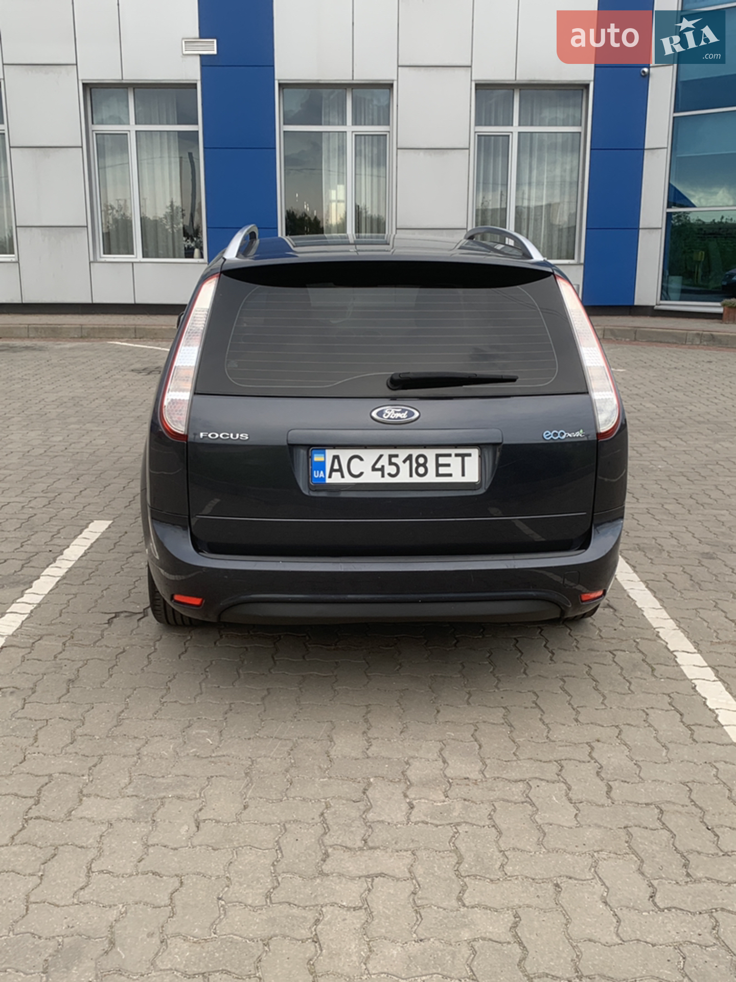 2010 Ford Focus - мініатюра 9