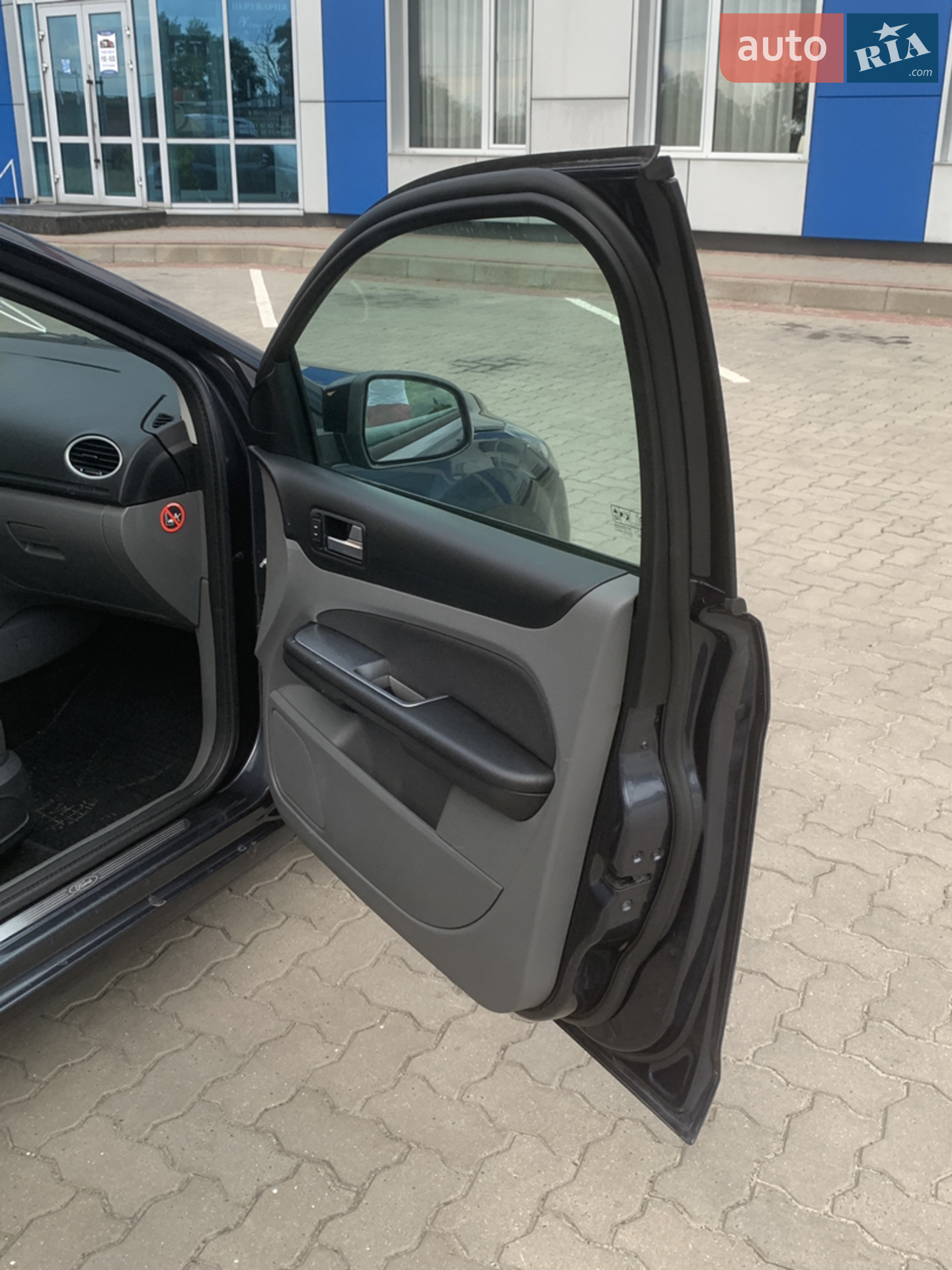 2010 Ford Focus - мініатюра 25
