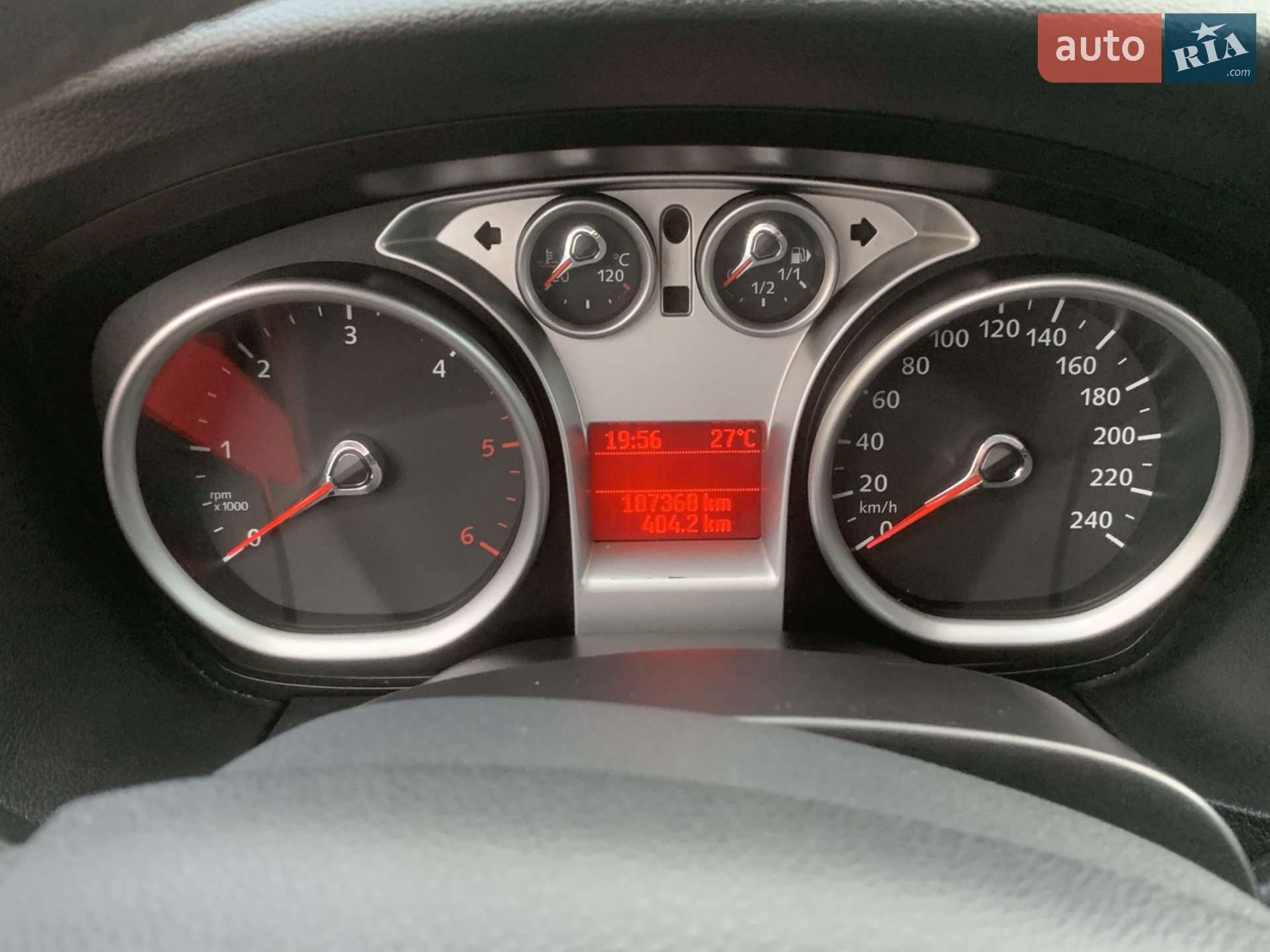 2010 Ford Focus - мініатюра 29