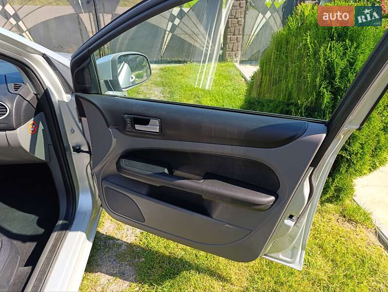 Универсал Ford Focus 2008 в Тысменице