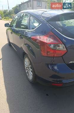 Седан Ford Focus 2011 в Шептицькому