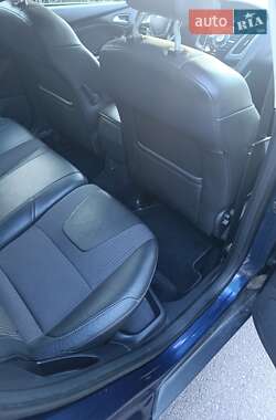 Седан Ford Focus 2011 в 