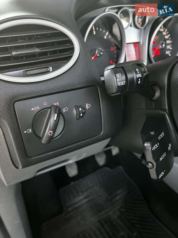 Универсал Ford Focus 2009 в Звягеле