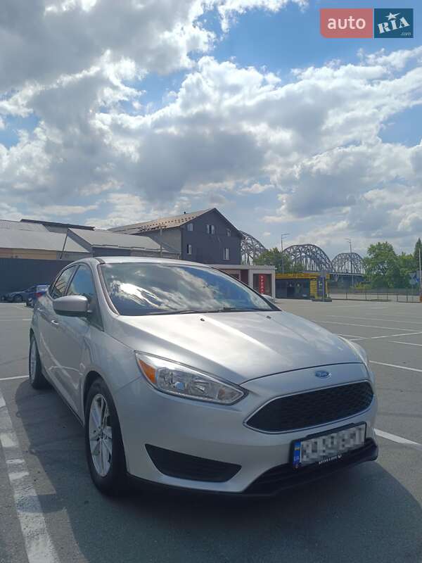 Седан Ford Focus 2017 в Киеве