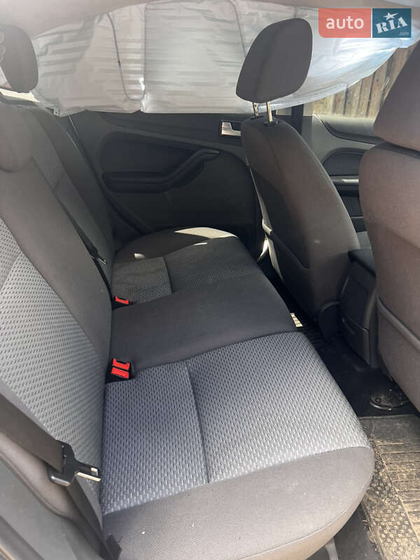 Хэтчбек Ford Focus 2006 в Шостке фото 10 Хэтчбек Ford Focus 2006 в Шостке