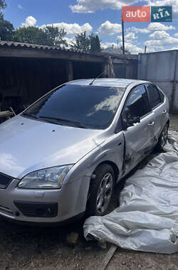 Хэтчбек Ford Focus 2006 в 