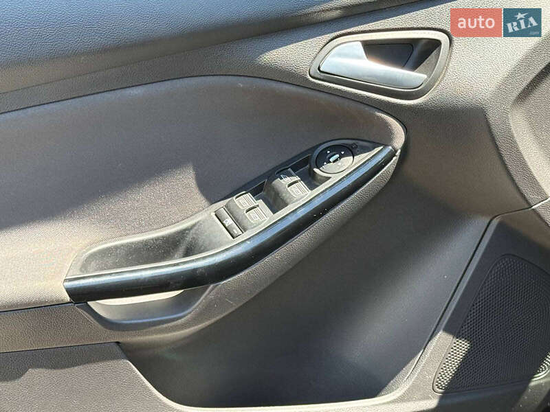 Хэтчбек Ford Focus 2013 в Одессе