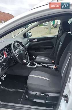 Универсал Ford Focus 2011 в 