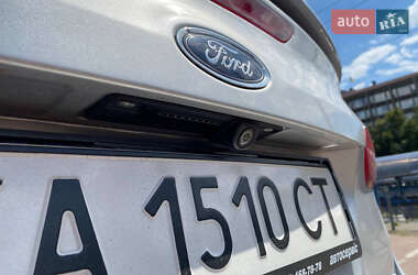 Седан Ford Focus 2017 в 