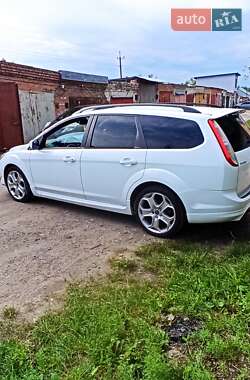 Универсал Ford Focus 2010 в 
