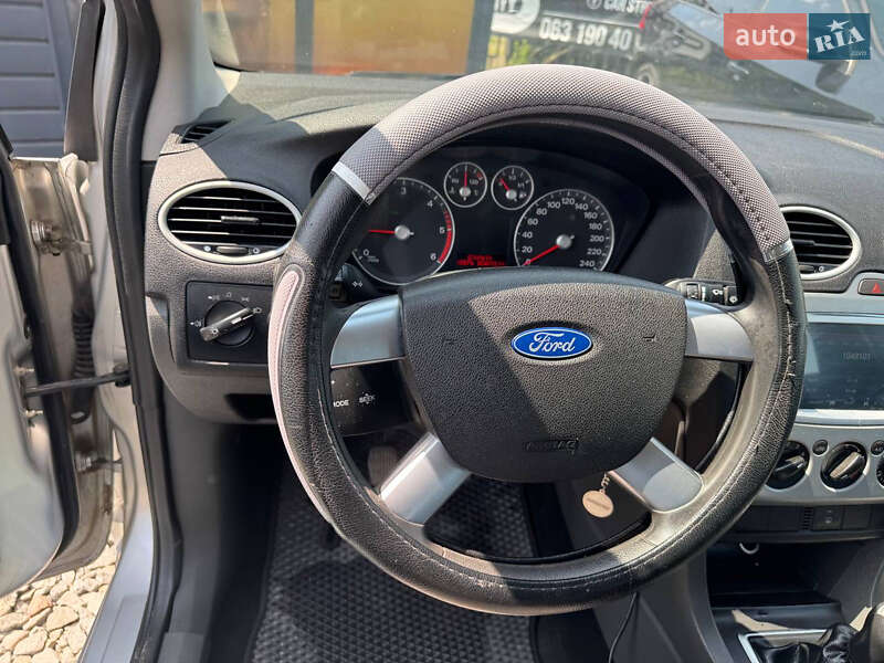 Хэтчбек Ford Focus 2007 в Стрые