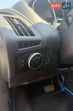 Седан Ford Focus 2017 в Киеве