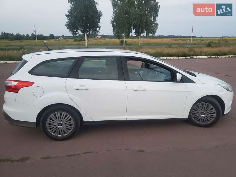 Универсал Ford Focus 2012 в Шостке