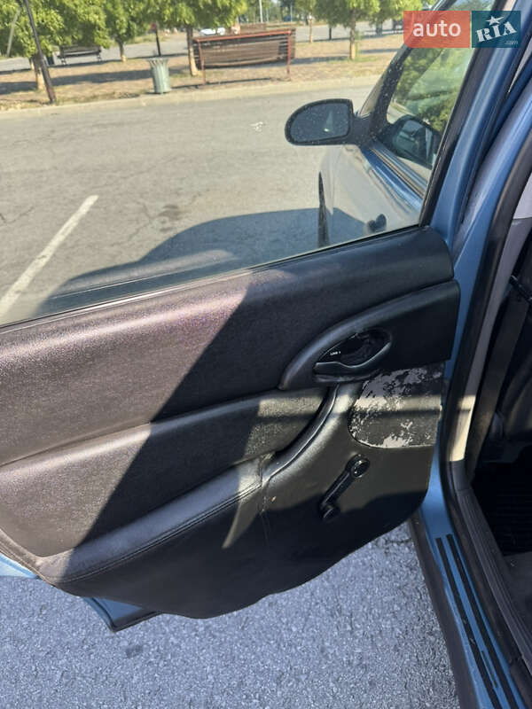 Седан Ford Focus 2000 в Запорожье