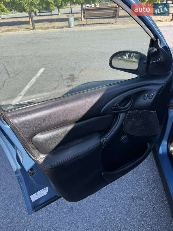 Седан Ford Focus 2000 в Запорожье