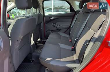 Хэтчбек Ford Focus 2013 в 