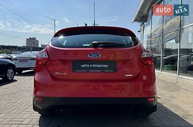 Хэтчбек Ford Focus 2013 в 
