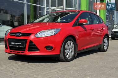Хэтчбек Ford Focus 2013 в 
