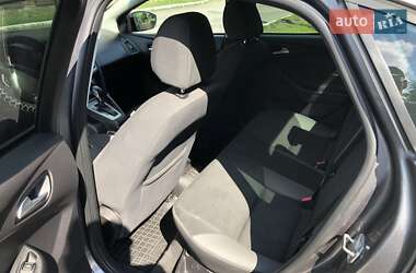 Седан Ford Focus 2014 в 