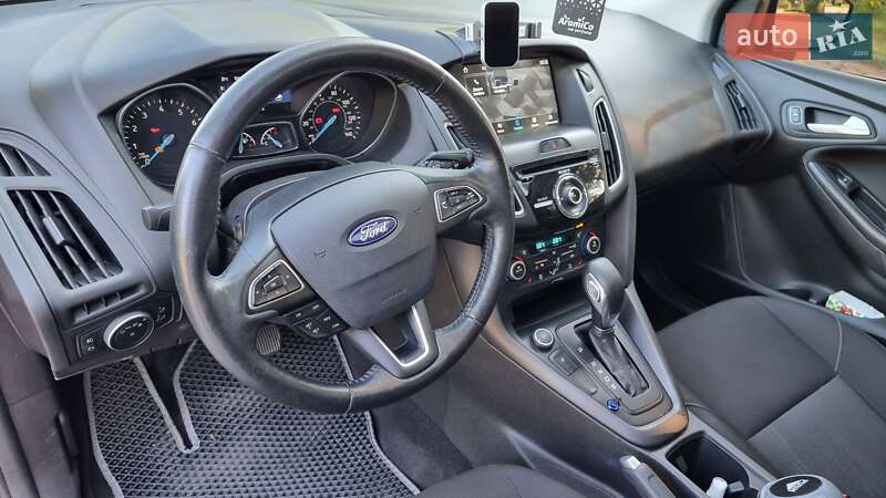 Хэтчбек Ford Focus 2017 в Каневе фото 52 Хэтчбек Ford Focus 2017 в Каневе
