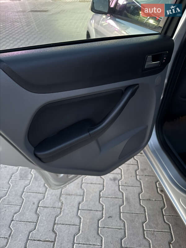 Хэтчбек Ford Focus 2010 в Львове фото 12 Хэтчбек Ford Focus 2010 в Львове