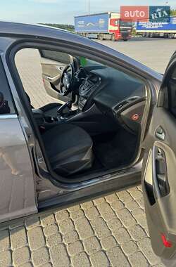 Универсал Ford Focus 2011 в 
